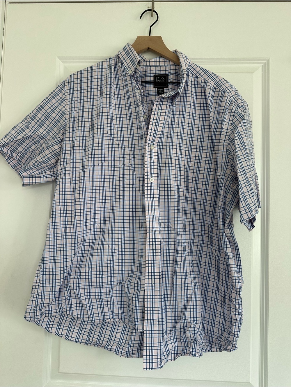 Jos. A. Bank Plaid Short-Sleeve Traveler Button-Down Shirt, Tailored Fit